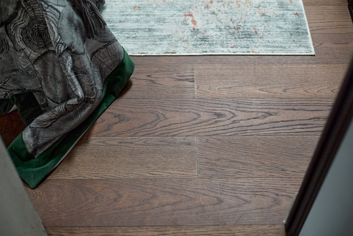 Кварцевый SPC паркет Quartz Parquet CLASSIC Дуб Брауни 413 браш (1220х152х7мм)